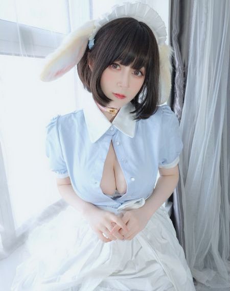 让我桶她的小兔子软件介绍_电影免费观看