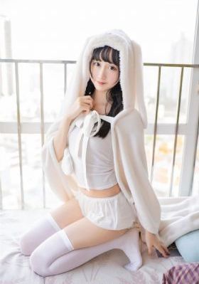 久99久精品免费视频热七七_高清字幕版在线播放